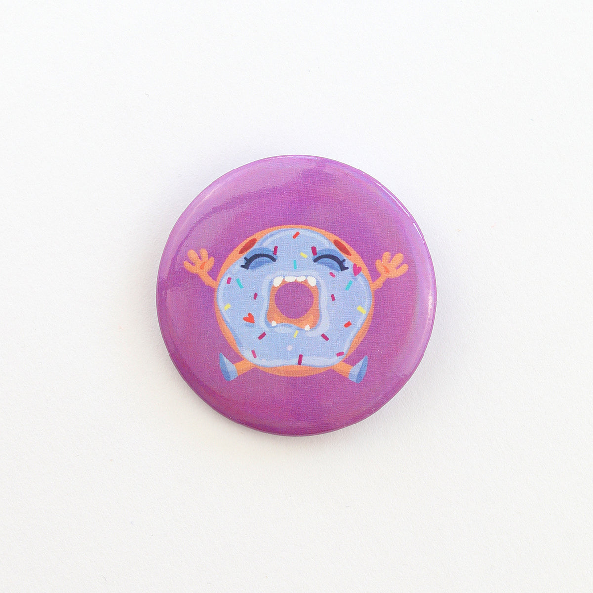 JULIESBUDDIES Badge Rond en métal "Beignet Donut"