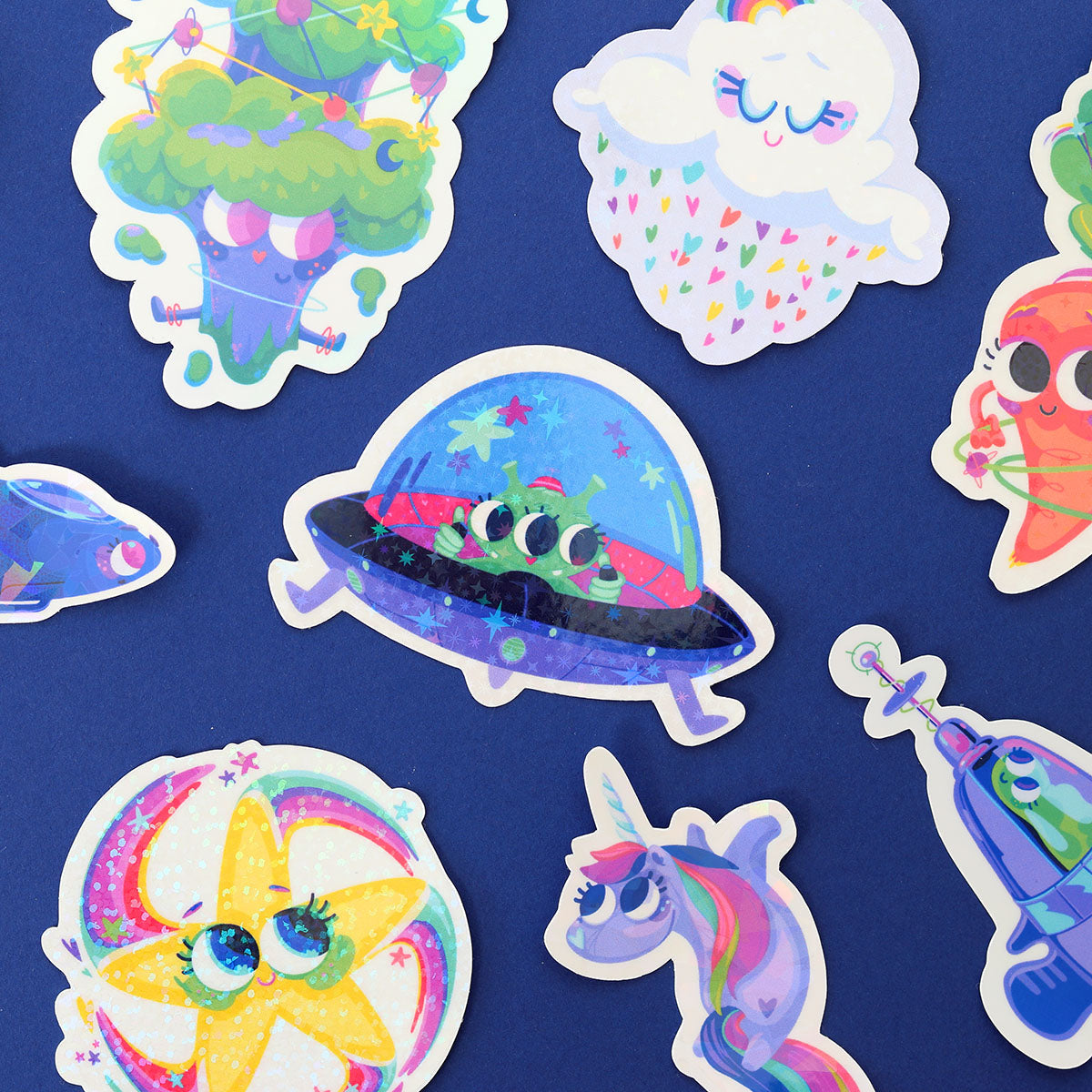 JULIESBUDDIES Alien in UFO Individual Sticker