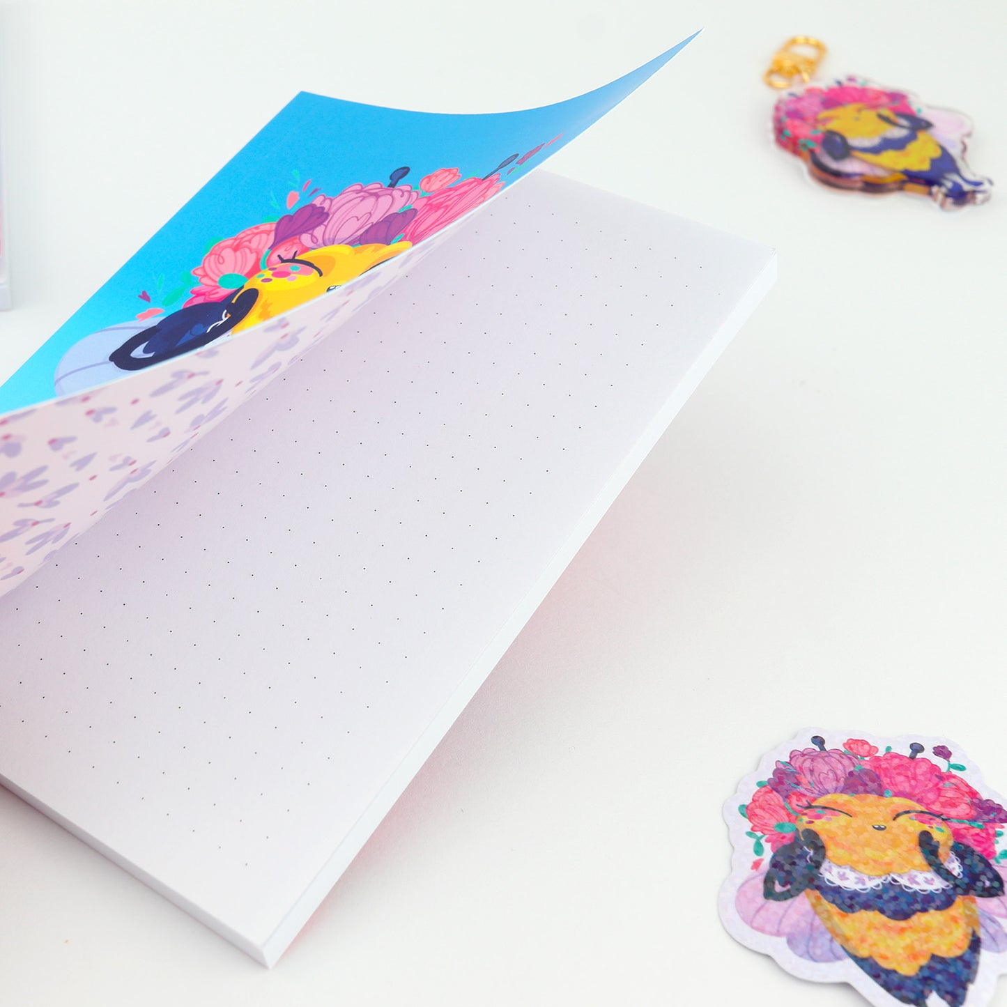JULIESBUDDIES Carnet A6 à couverture souple "Abeille Reine de Beauté"